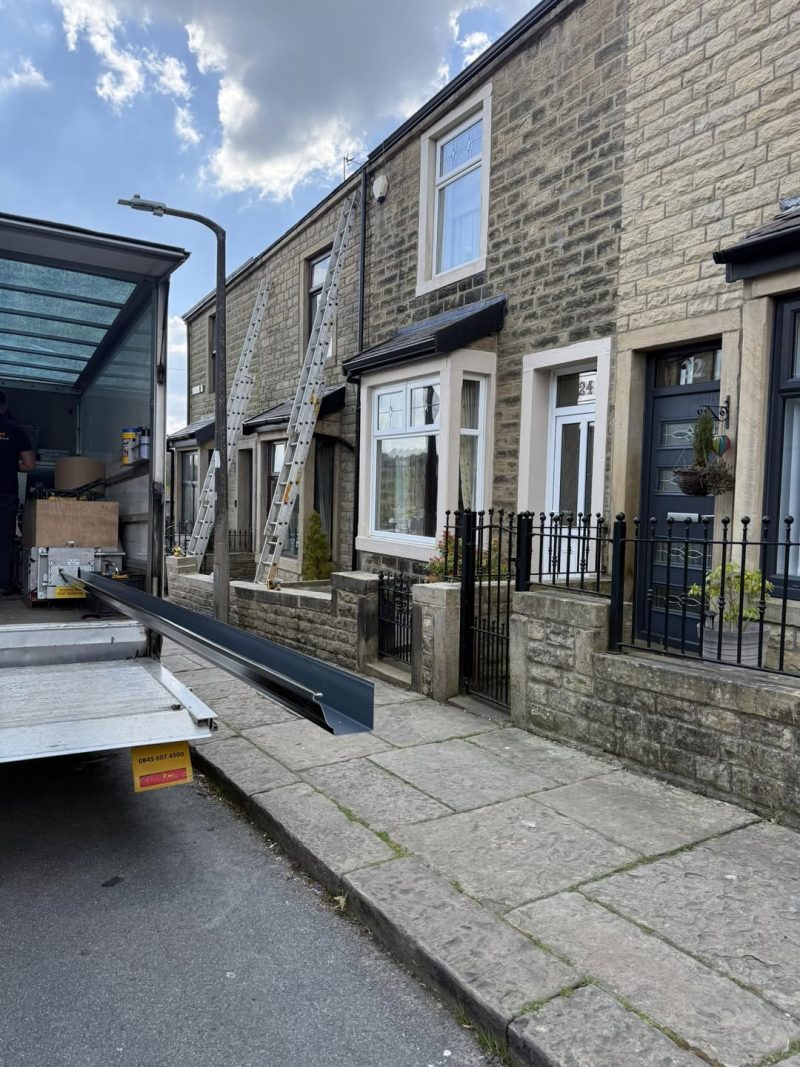 We-are-the-guttering-people….jpg