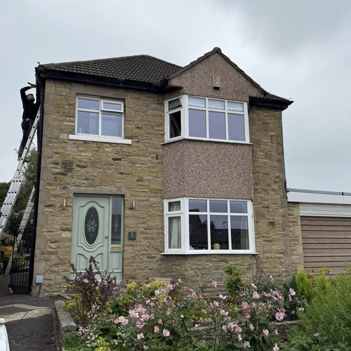 UPVC-Fascia-Boards-Aluminium-Seamless-Gutters-in-Clitheroe.jpg