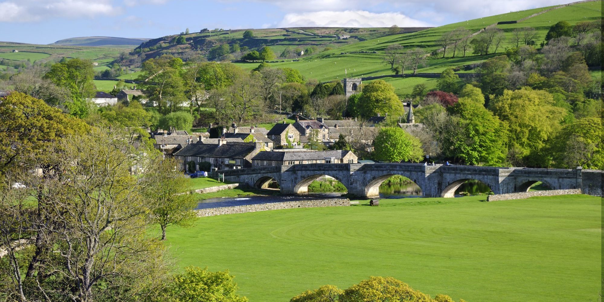 photo of burnsall in the yorkshire dales photo of burnsall in the yorkshire dales