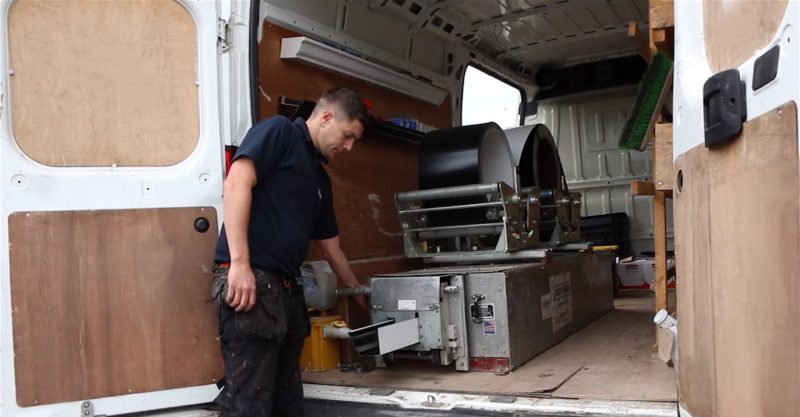 seamless-guttering-installation-18